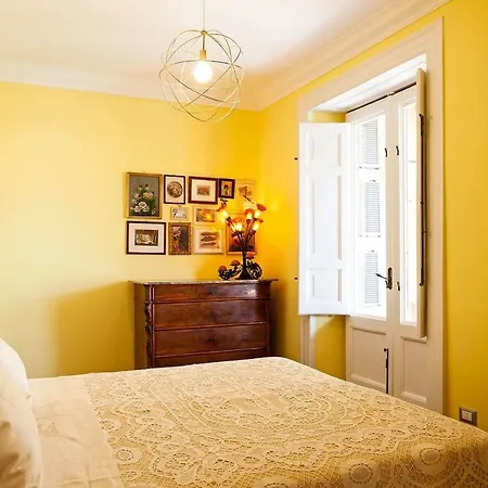 Interno Sorrentino דירה *